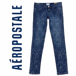 Aeropostale Damask Pattern Skinny Jeans